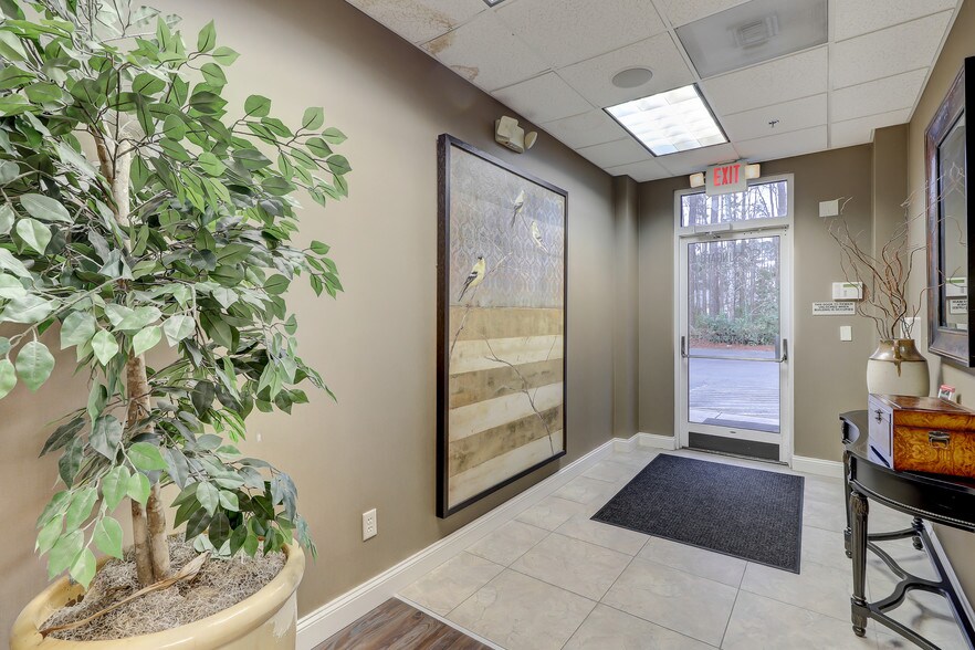 More Photos Of 10 William Pope Dr, Bluffton Medical For Lease