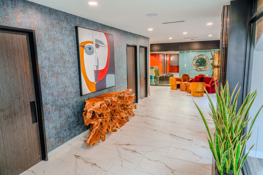 More Photos Of 4151 Southwest Fwy, Houston Office For Lease