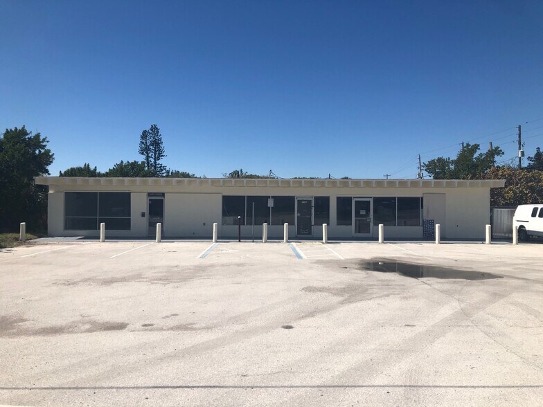 Primary Photo Of 1908 S Orlando Ave, Cocoa Beach Convenience Store For Sale