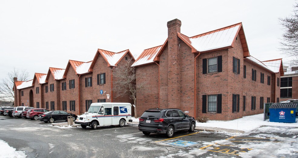 More Photos Of 851 Main St, Weymouth Medical For Lease