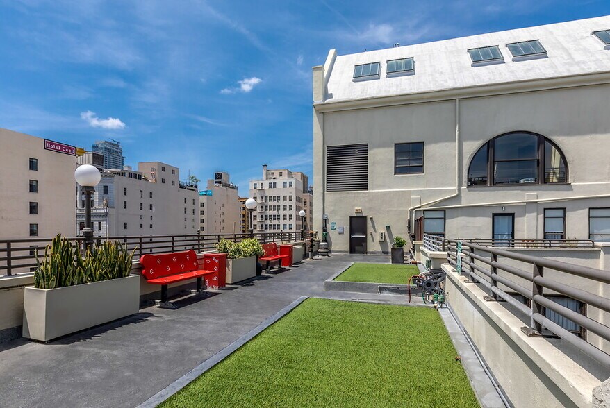 More Photos Of 610 S Main St, Los Angeles Apartments For Lease
