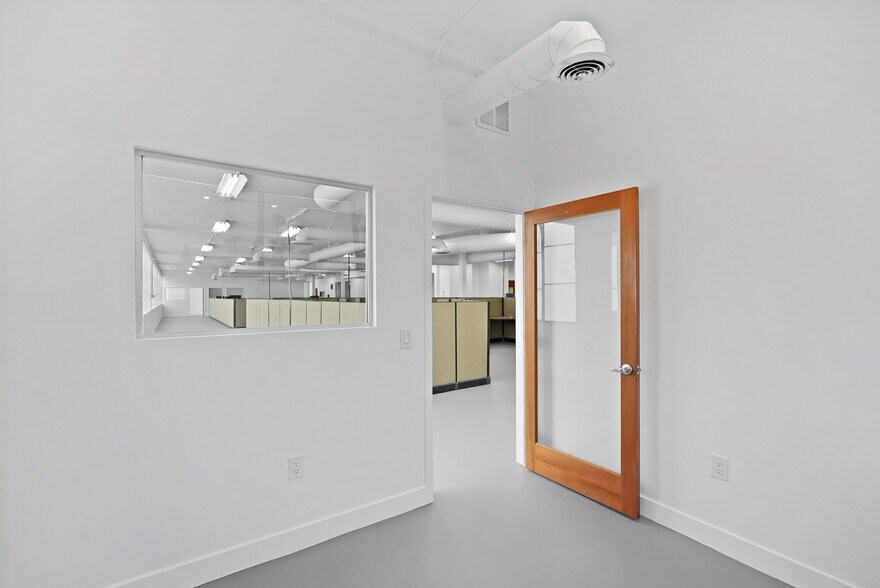 More Photos Of 2215 N Broadway, Santa Ana Medical For Sale