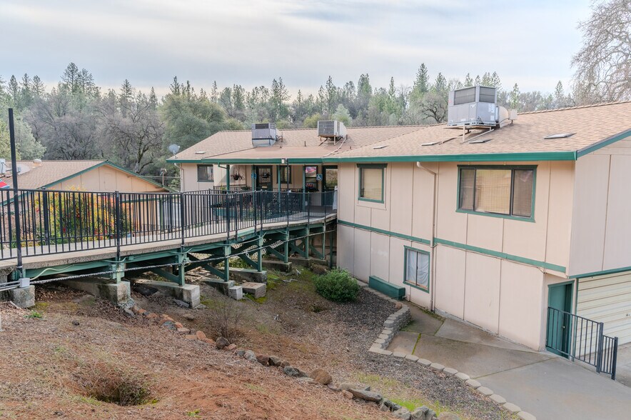 More Photos Of 10556-10612 Combie Rd, Auburn Medical For Sale