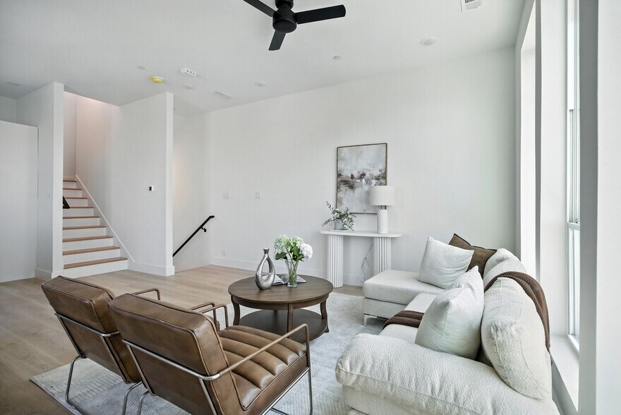 More Photos Of 312 N Lancaster Ave, Dallas Apartments For Sale