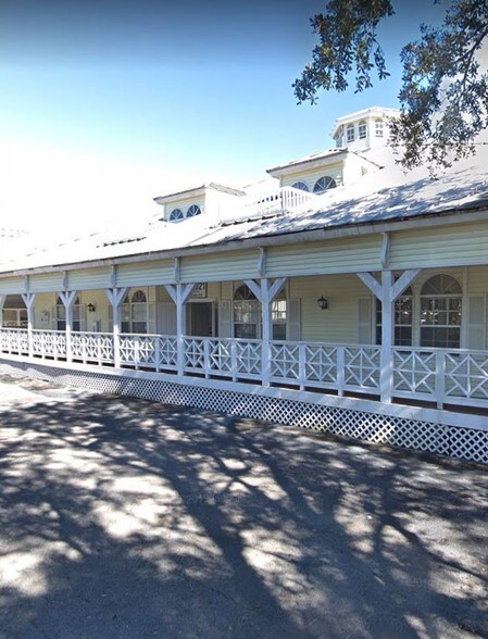 More Photos Of 10621 Airport Pulling Rd, Naples Unknown For Lease