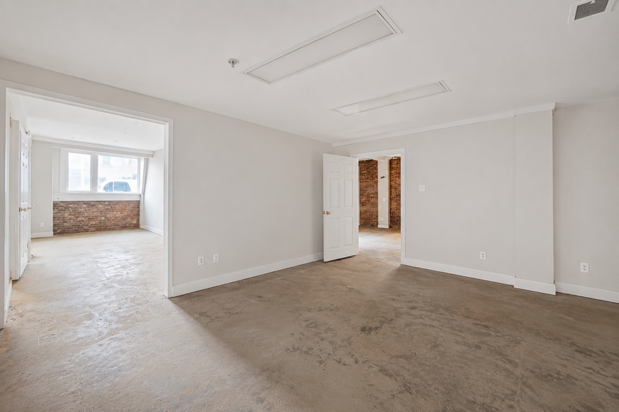 More Photos Of 707 Georgia Ave, Chattanooga Flex For Sale