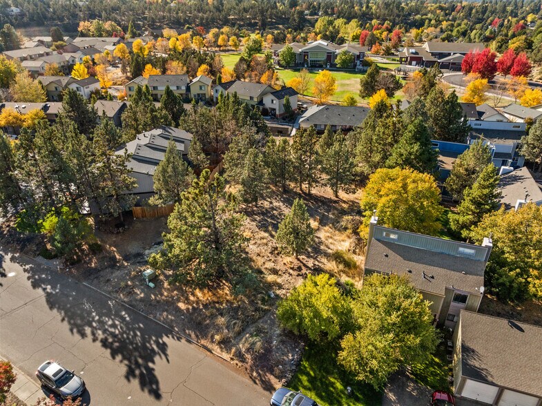 More Photos Of 2101 NE Holliday Ave, Bend Land For Sale