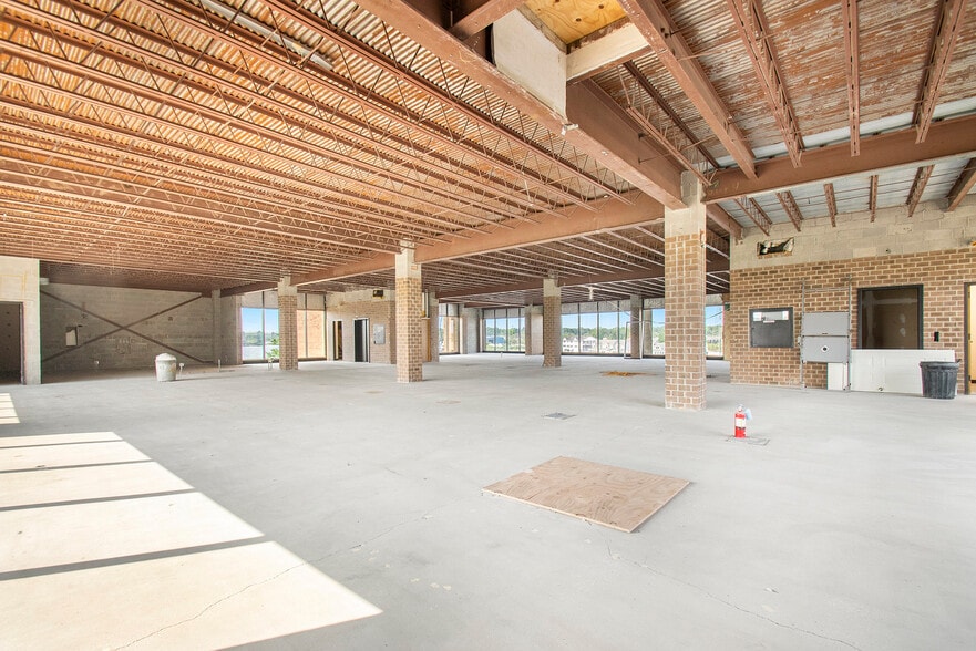 More Photos Of 400 Riverview Dr, Benton Harbor Office Residential For Sale