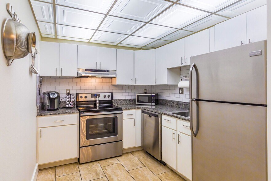 More Photos Of 775 Melrose St, Memphis Apartments For Sale