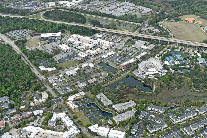 More Photos Of 900 Island Park Dr, Charleston Office For Lease