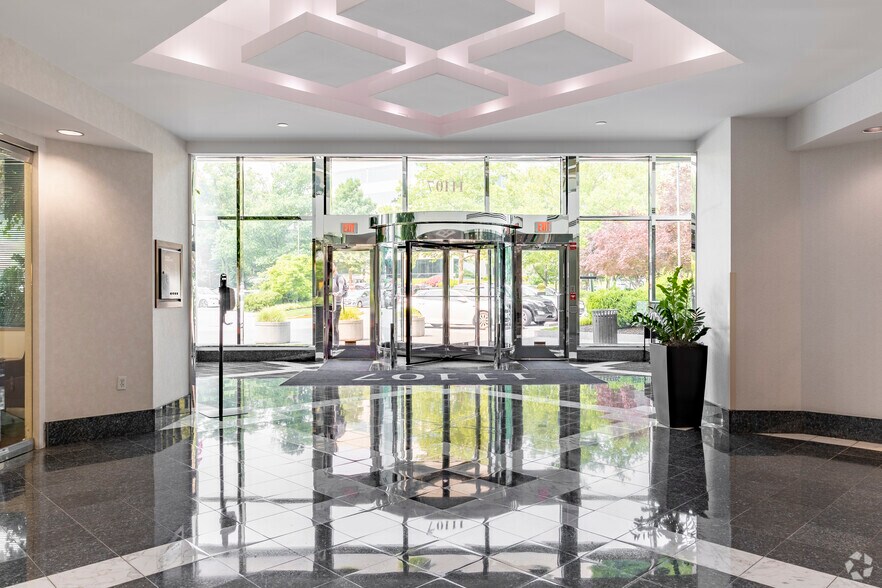 More Photos Of 11107 Sunset Hills Rd, Reston Medical For Lease