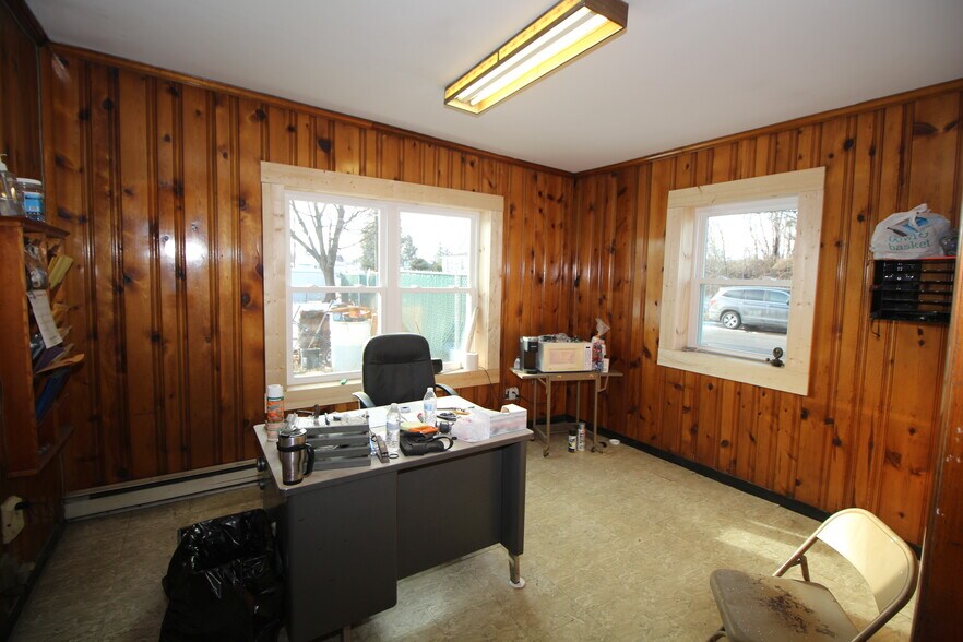 More Photos Of 27 Brooks Ave, Morrisville Service For Sale