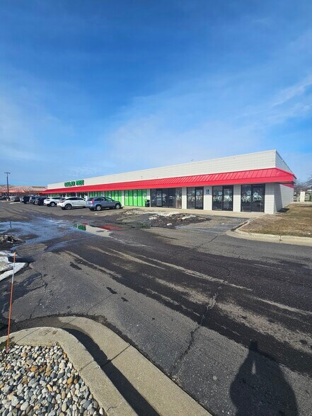 More Photos Of 2695 Henry St, Muskegon Storefront For Lease