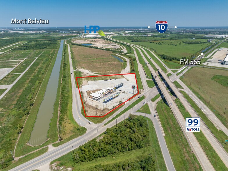 More Photos Of 2627 Farm-to-Market 565 Rd, Baytown Restaurant For Lease