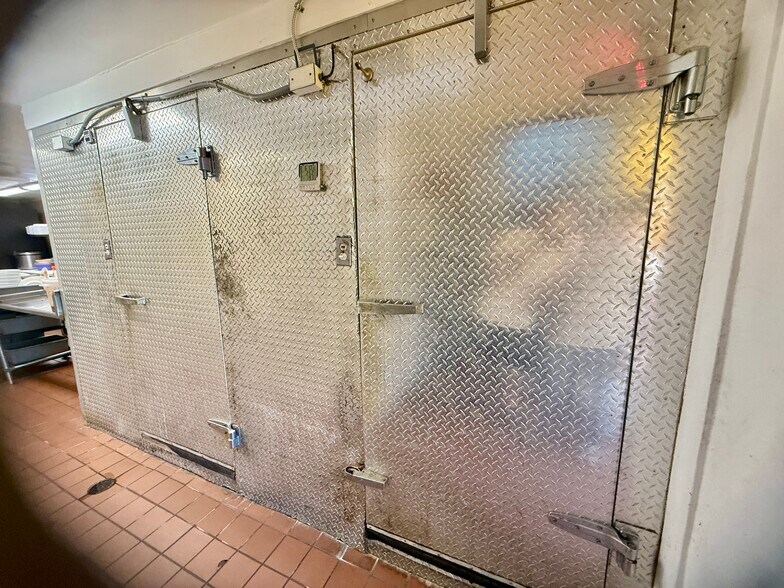 More Photos Of 1821 N State Road 7, Margate Restaurant For Sale