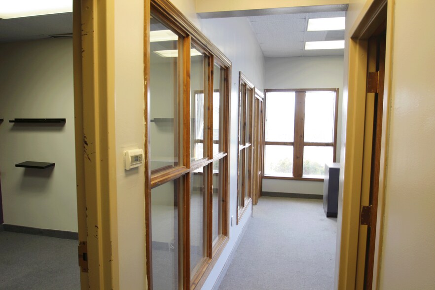 More Photos Of 2656 S Arlington Rd, Akron Office For Lease