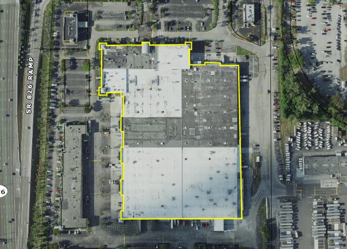 More Photos Of 7500 NW 25th St, Miami Office For Sale