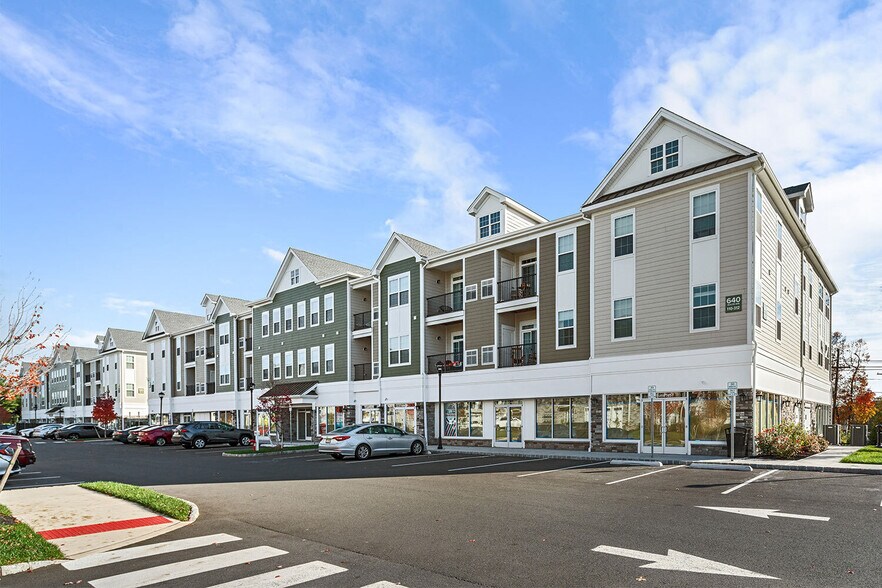 More Photos Of 1 Housel Cir, Hillsborough Apartments For Lease