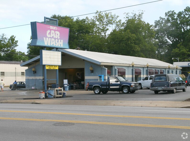 More Photos Of 910 Pendleton St, Greenville Carwash For Lease