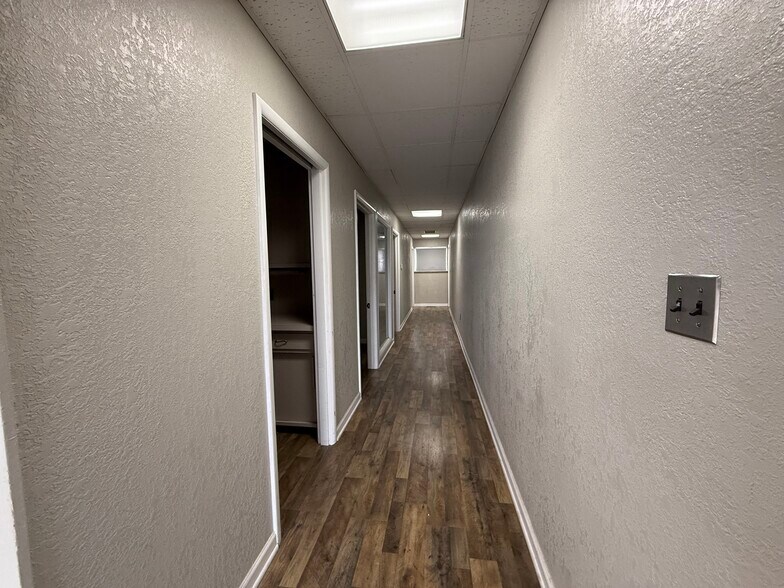 More Photos Of 750-758 S Monroe St, Monroe Office For Sale