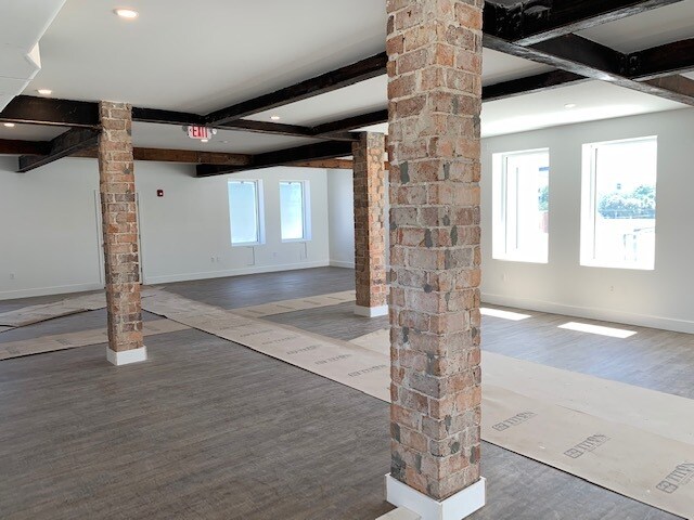 More Photos Of 1110 Central Ave, Saint Petersburg Medical For Lease
