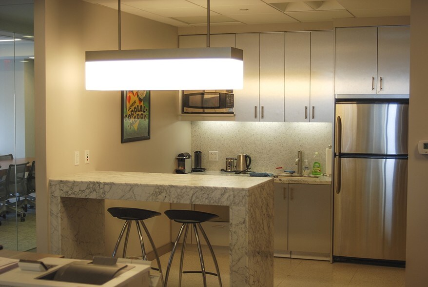 More Photos Of 120 W 45th St, New York Office For Lease