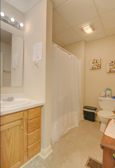 More Photos Of 113 W Mulberry St, Kokomo Storefront Retail Residential For Sale
