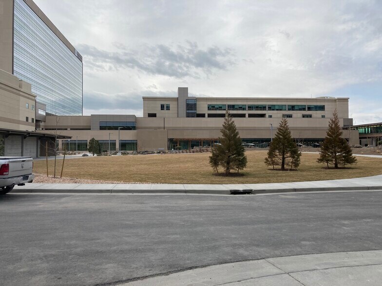 More Photos Of 1055 N 300 W, Provo Medical For Sale