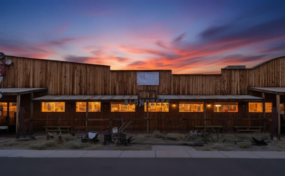 More Photos Of 4501 London Bridge Rd, Lake Havasu City Restaurant For Sale