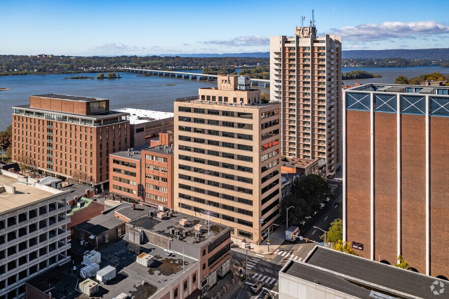 More Photos Of 300 N 2nd St, Harrisburg Coworking Space
