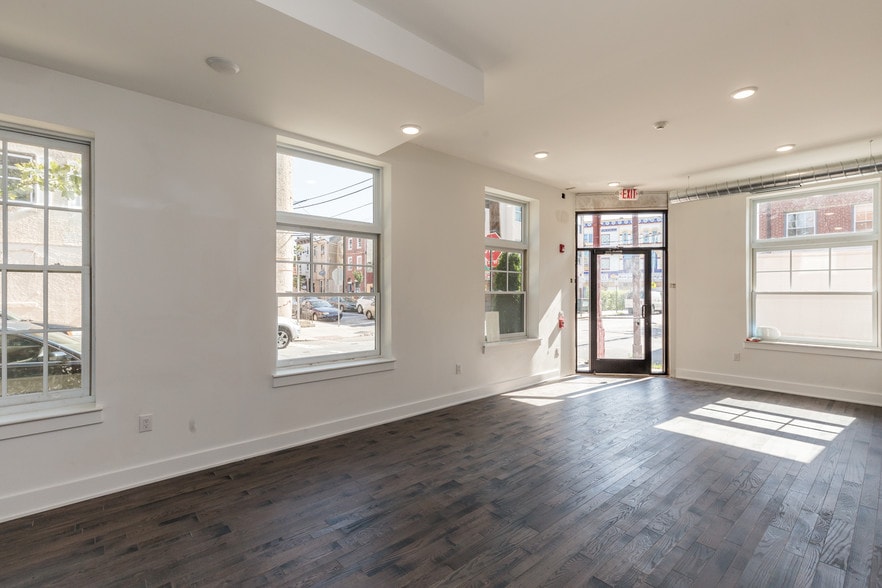 More Photos Of 1452 N 4th St, Philadelphia Storefront Retail Residential For Lease
