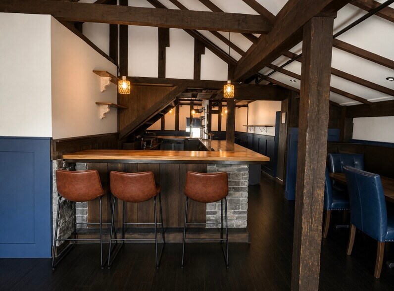 More Photos Of 810 Center St, Lewiston Restaurant For Sale
