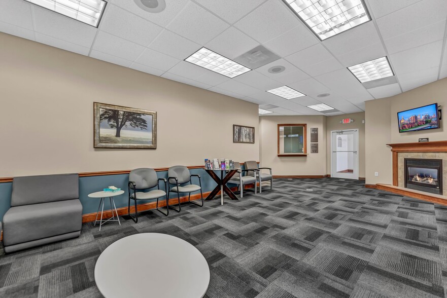 More Photos Of 9097 Main St, Clarence Medical For Lease