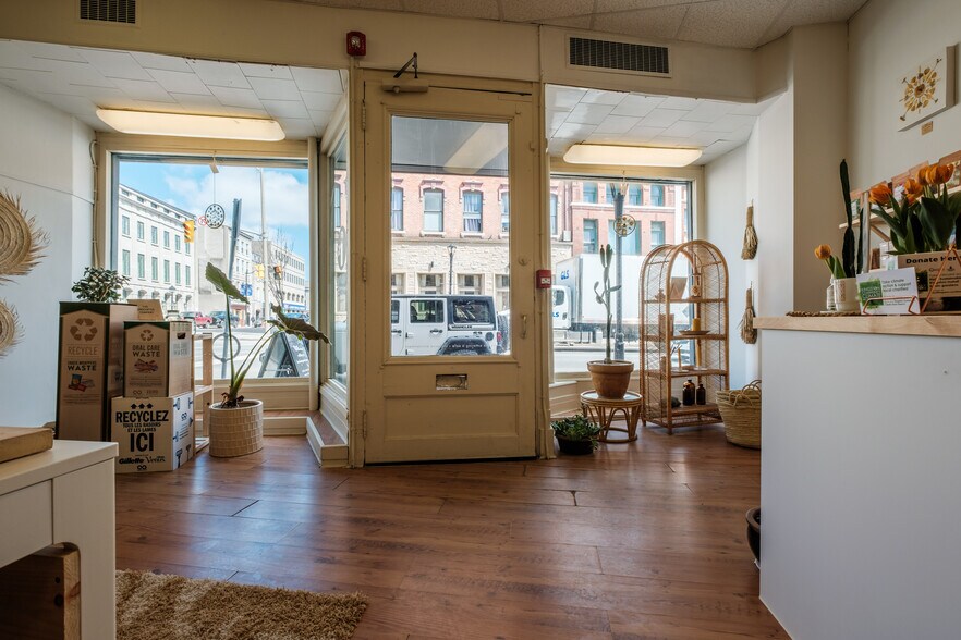 More Photos Of 155-159 Wellington St, Kingston Storefront Retail Residential For Lease