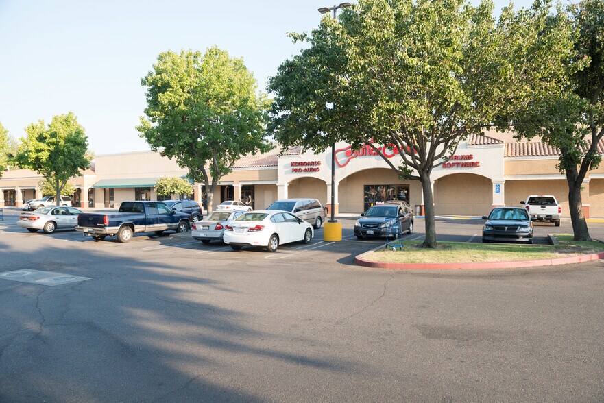 More Photos Of 3440 Mchenry Ave, Modesto Unknown For Lease