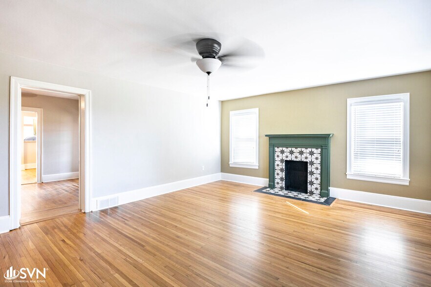 More Photos Of 2761 Lexington Rd, Richmond Office For Lease