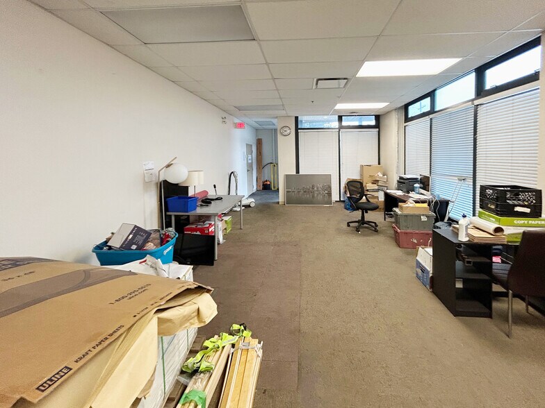 More Photos Of 409 Boyne St, New Westminster Warehouse For Sale