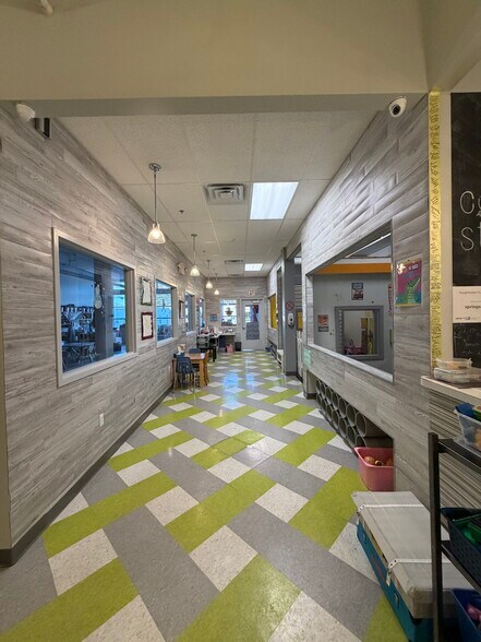 More Photos Of 25 Van Wagner Rd, Poughkeepsie Office For Lease