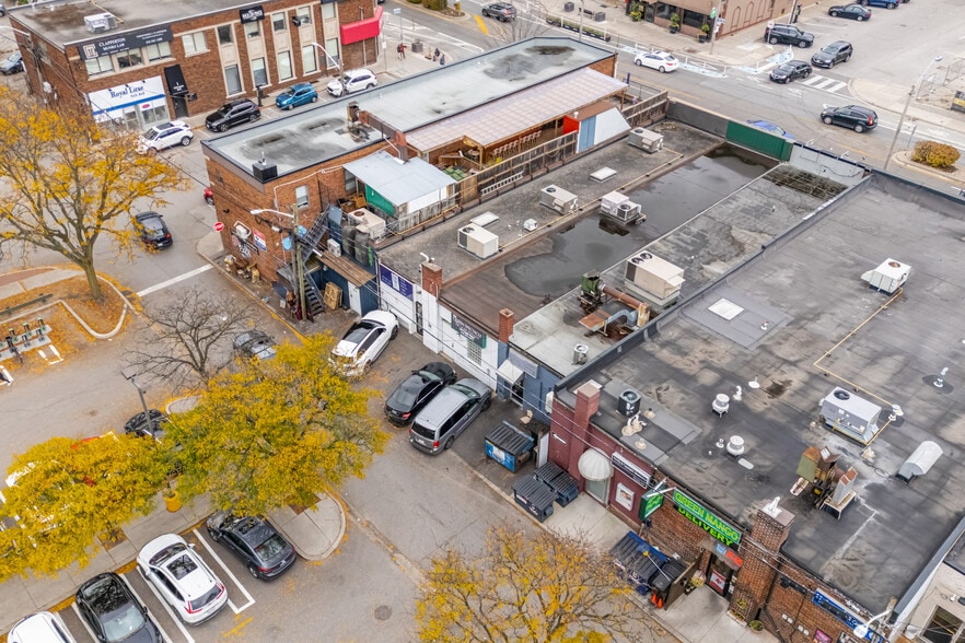 More Photos Of 3000 Bloor St W, Toronto Storefront For Sale
