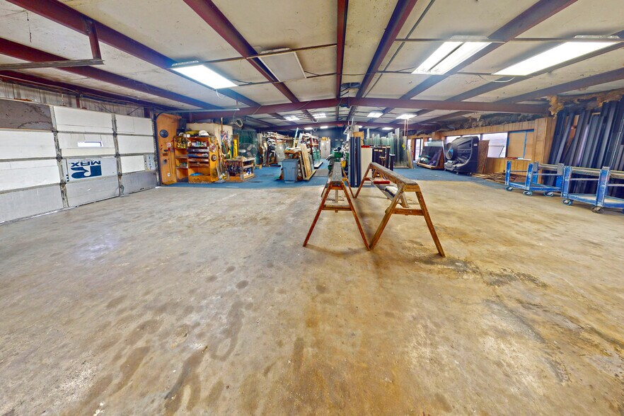 More Photos Of 21262 US Highway 59, New Caney Manufacturing For Sale