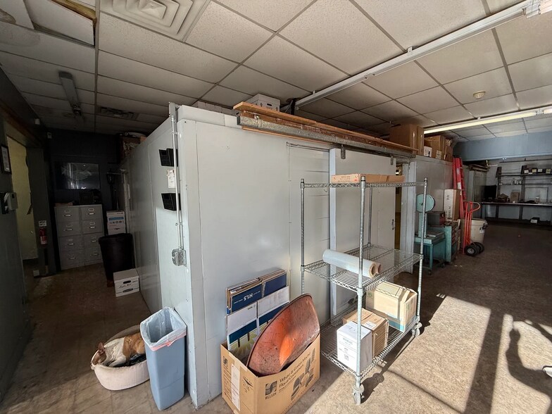 More Photos Of 1010 N Virginia Ave, Oklahoma City General Retail For Sale