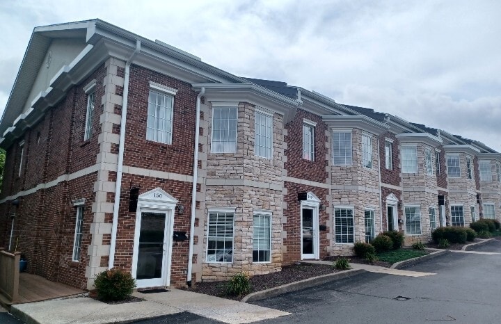 More Photos Of 311 S Royal Oaks Blvd, Franklin Medical For Sale