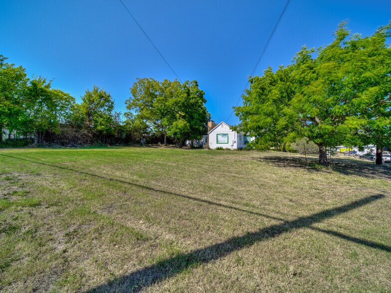 More Photos Of 1201 S Wildwood Dr, Irving Land For Sale