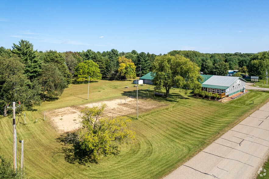 More Photos Of 810 Bowling Ln, Waupaca Bowling Alley For Sale