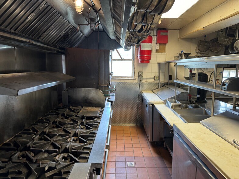 More Photos Of 500 W White Horse Pike, Egg Harbor City Restaurant For Sale