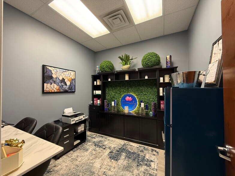 More Photos Of 294-298 State St, Hackensack Medical For Sale