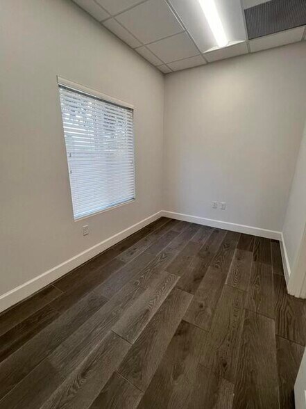 More Photos Of 3165 Suntree Blvd, Rockledge Office For Lease