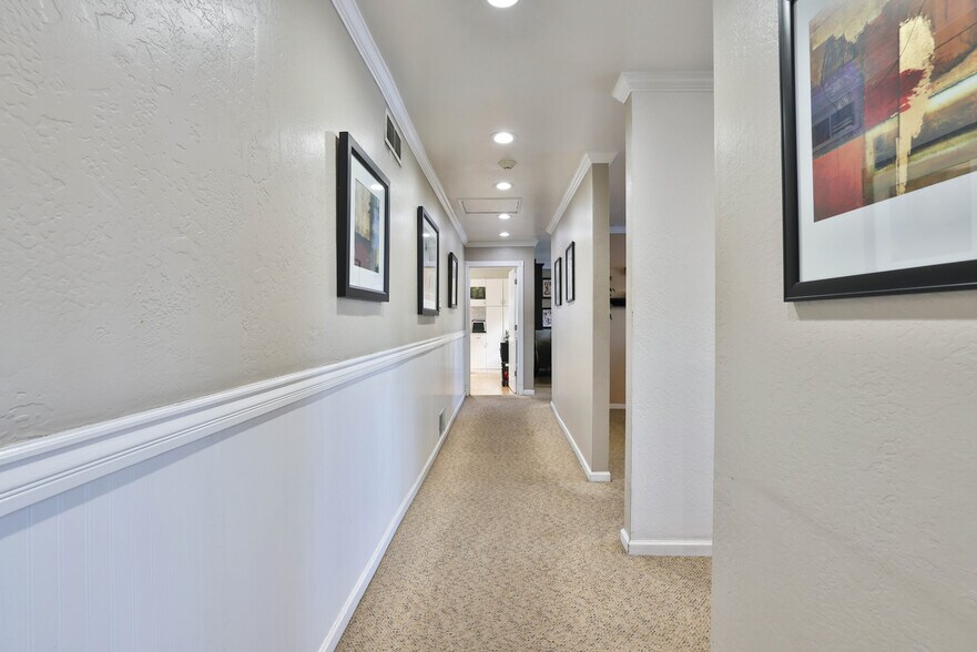 More Photos Of 651 S Winchester Blvd, San Jose Medical For Sale