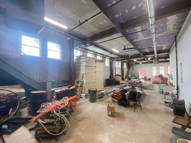 More Photos Of 264 41st St, Brooklyn Warehouse For Lease