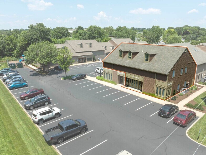 More Photos Of 600 Eden Rd, Lancaster Medical For Lease